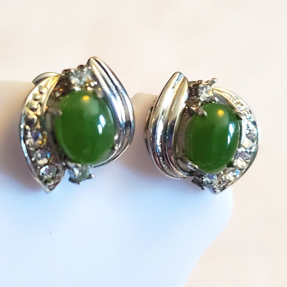Silver Tone Stud Jade Earrings Simple Style Women Fashion Elegant Dress Design